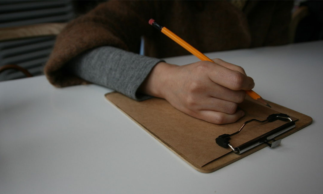 卢湾群主家文章代写案例